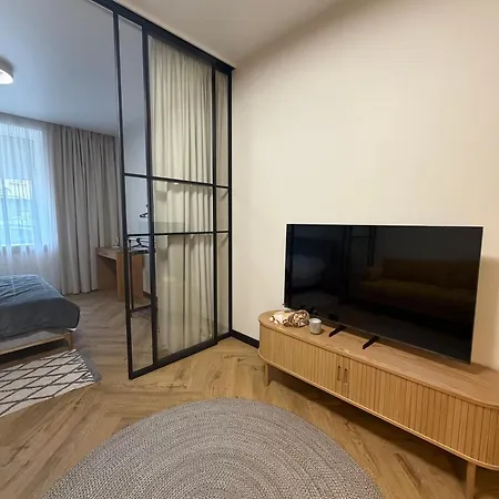 Daire Solaris Near Lem Station Lviv